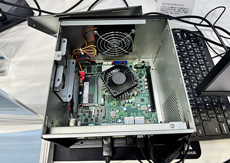 DFI社製Box PC、AMD Ryzen Embedded 8000搭載産業用コンピュータ