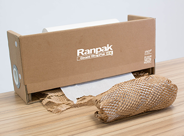 Geami WrapPak EX Mini（ジアミ ラップパック イーエックス ミニ）の使い切りタイプのダイカット紙供給ボックスと加工紙サンプル